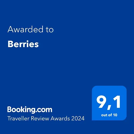 Berries Luxury * Nea Moudania