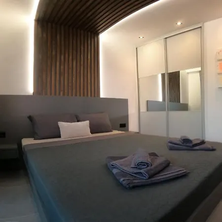 Berries Luxury Apartment *