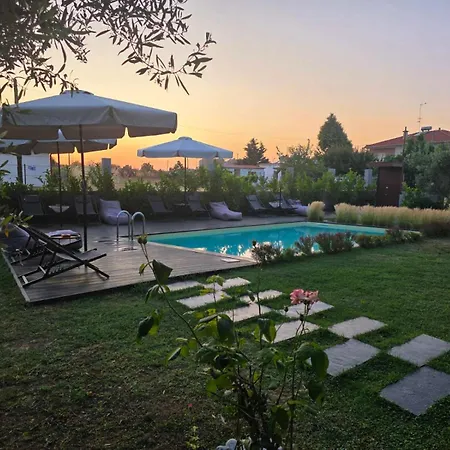 Berries Luxury Апартаменты *