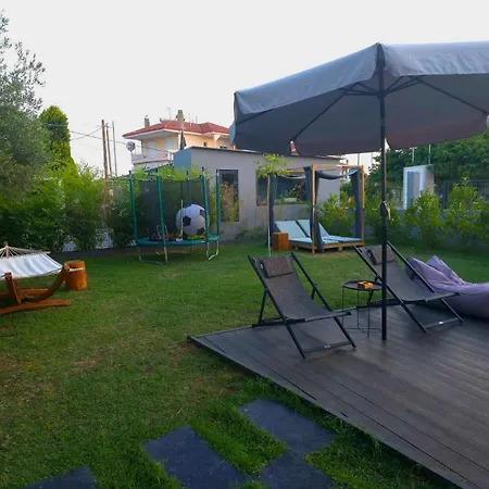 Berries Luxury Νέα Μουδανιά