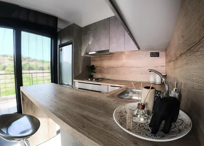 Berries Luxury Νέα Μουδανιά