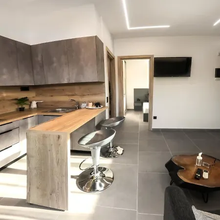 Berries Luxury Apartmán Nea Moudania